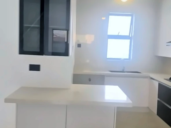 3 Bedroom Flat & Apartment
