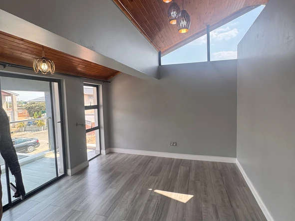6 Bedroom Townhouse Complex