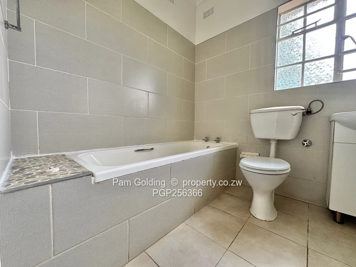 5 Bedroom Home - Quinnington 