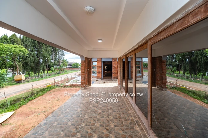 Mansion In A Well Established Surburb