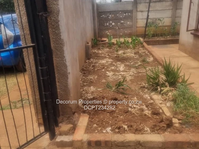 3-Bed  Dzivarasekwa 2 Home for sale.