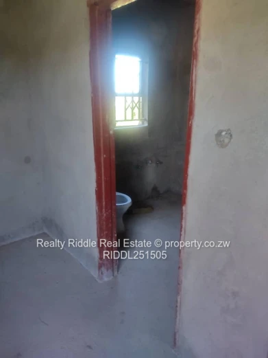 Southlea park commercial property for sale