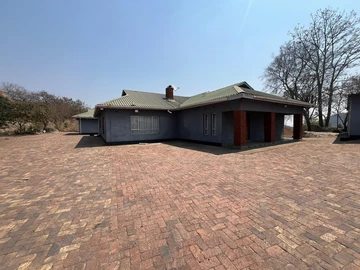 Farm & Agricultural Land