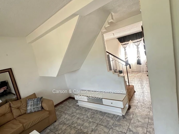 Neat 2 beds to let shared 