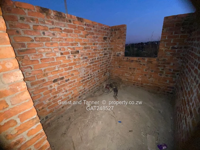 Incomplete 4-Bedroom House for Sale | Glaudina