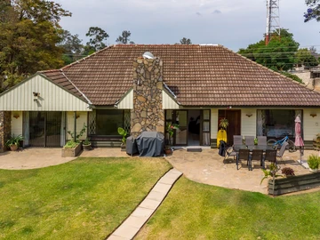 12 Bedroom House