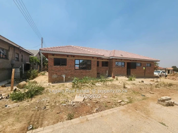 4-Bed Shell Home in Rydale Ridge - Garage & Garden