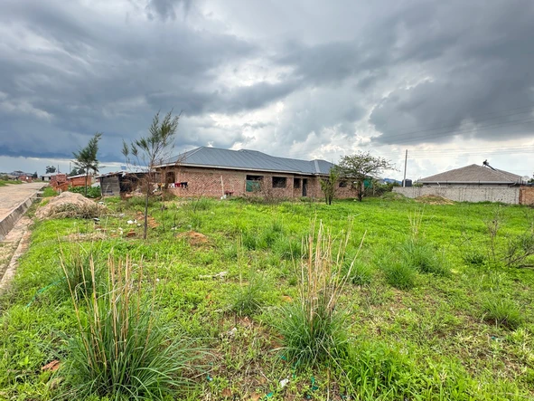 Stands & Residential Land