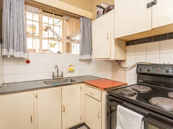 Flat & Apartment