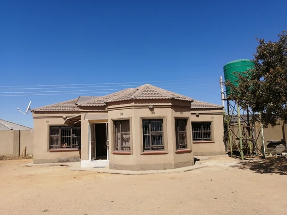 2 Bedroom House