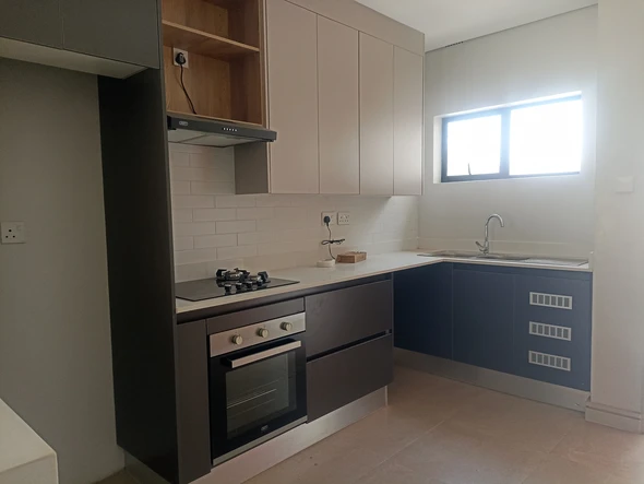 Flat & Apartment