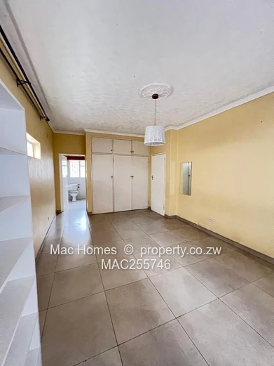 3-Bedroom Villa For Sale – Coronation Avenue