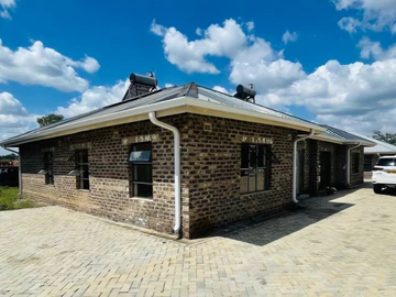 3 Bedroom Garden Flat