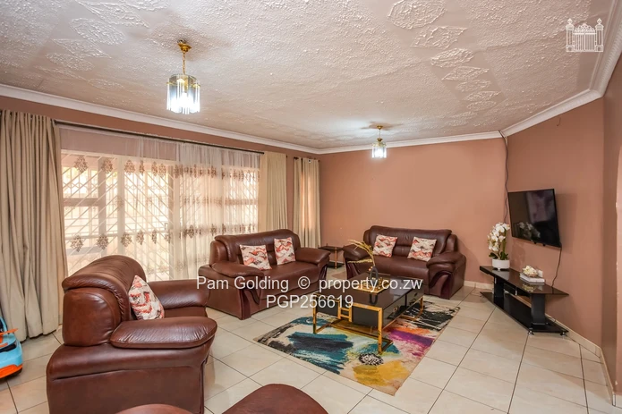 Neat and Spacious Family Home!