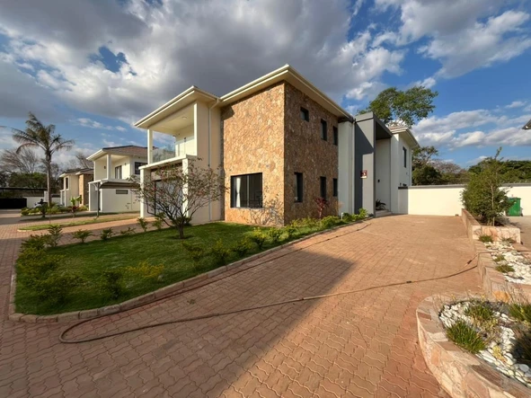 5 Bedroom Townhouse Complex