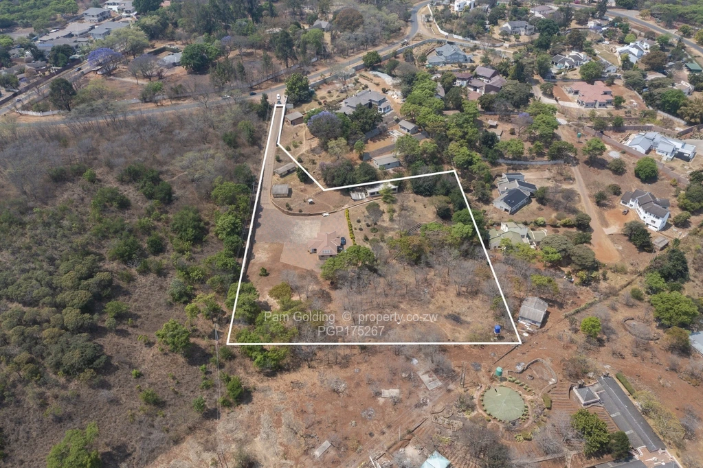 Stands & Residential Land for Sale in Gaydon Road, Greystone Park