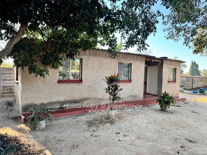 Hatfield Spacious property for sale 