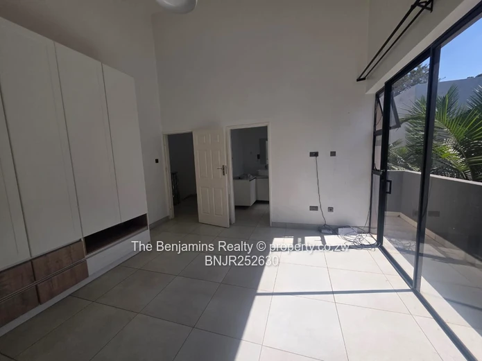 Townhouse In Avondale