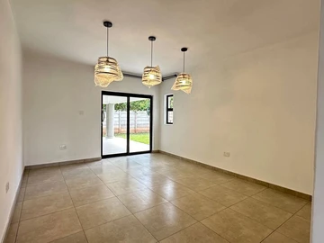 7 Bedroom House