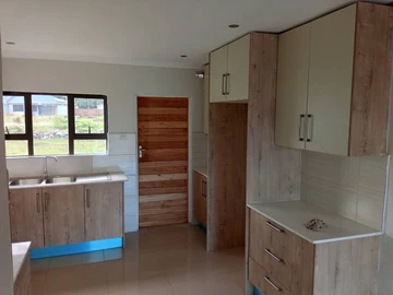 3 Bedroom Garden Flat