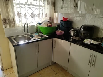 3 Bedroom Flat & Apartment