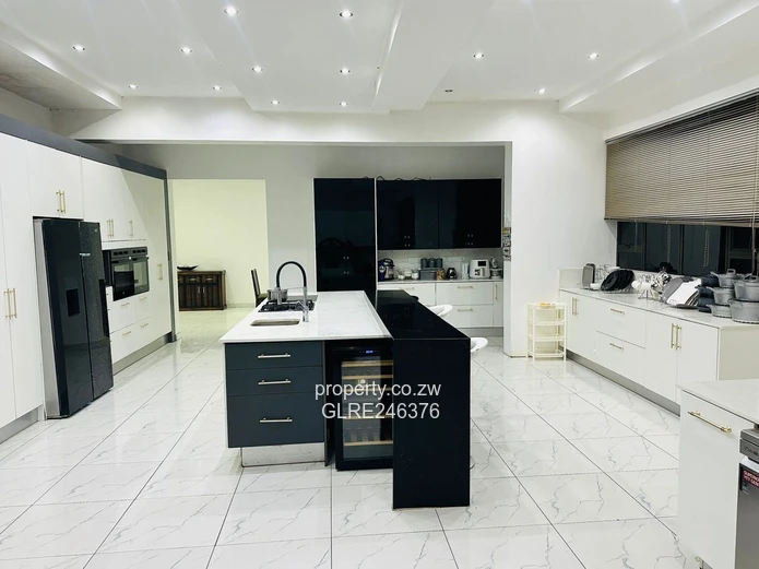 Elegant Two-Storey 6-Bed Home with Borehole, Gletwin Park
