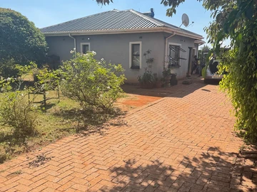 Charming 3 Bedroom Cottage in Mount Pleasant Heights Phase 2