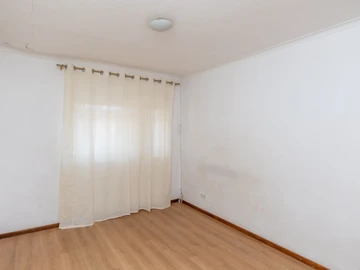 3 Bedroom Garden Flat