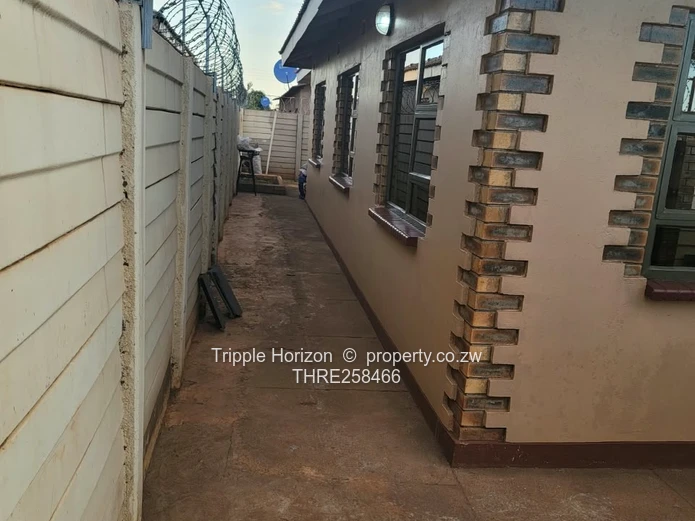 Dzivarasekwa 4 house for sale