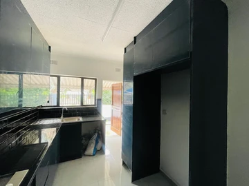 2 Bedroom Garden Flat