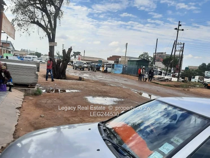 Big Shop To Let In Makoni Shopping Centre.