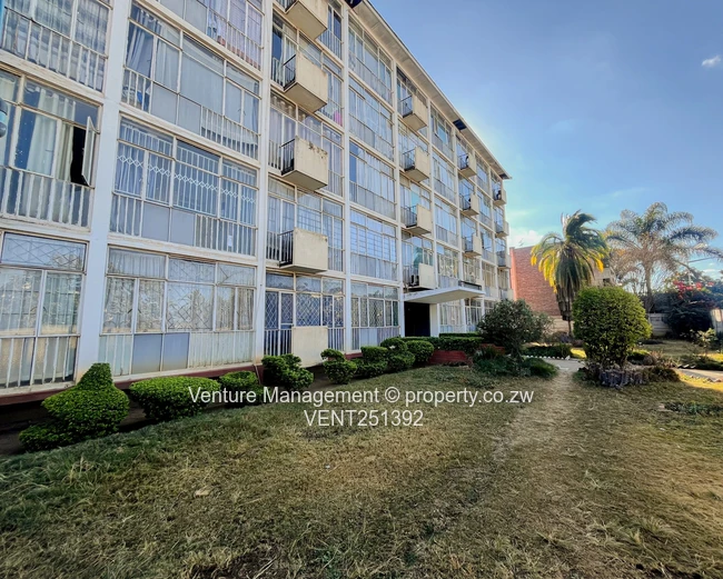 2 Bedroom Flat – The Avenues, Harare