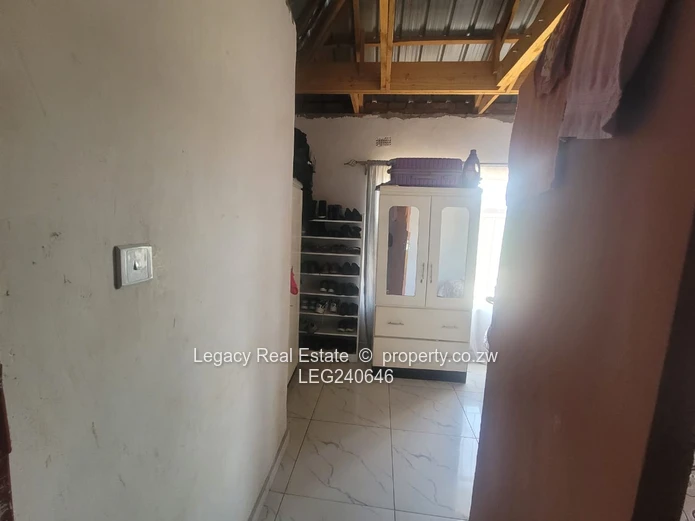 Neat 3 Bedroom Cottage With Borehole In Ushewokunze