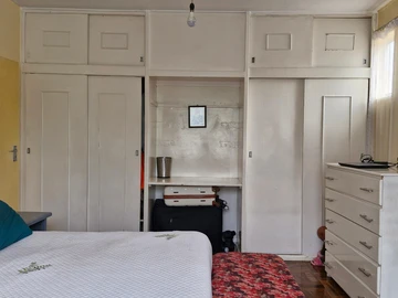 3 Bedroom Flat & Apartment