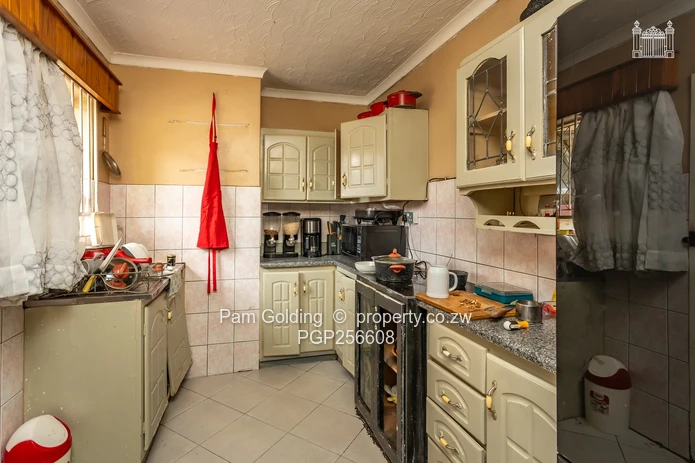 Neat Family Home for sale!