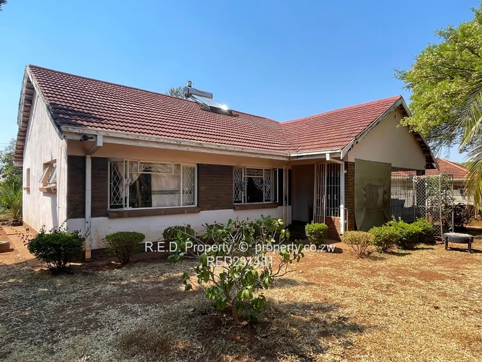 A Home Full of Potential In Montrose 