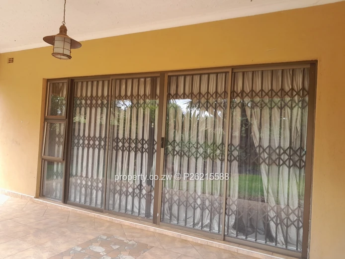 A 5 bedroomed house to let in Mt Pleasant heights phase 1