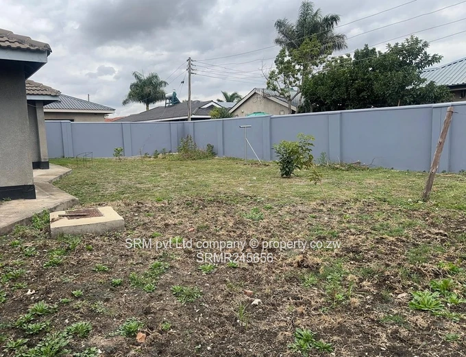 Recently renovated home to let in Monavale