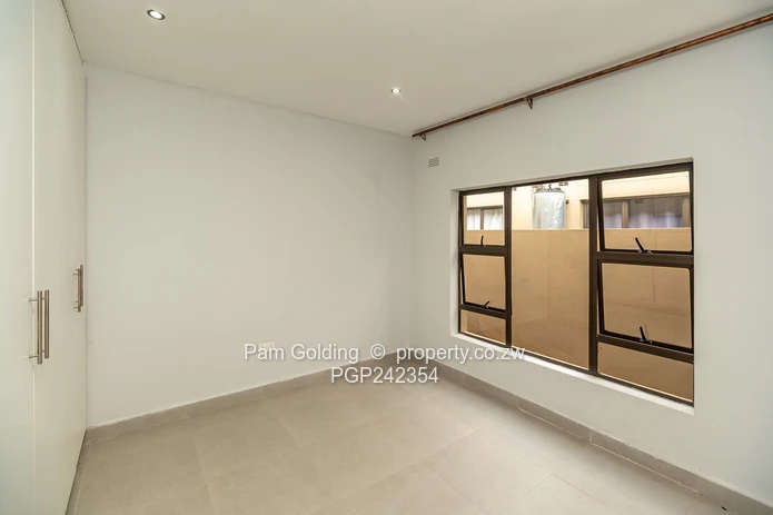 Modern 3 Bedroom Townhouse 