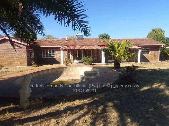 6 Months Lease: Prime Location In Highlands
