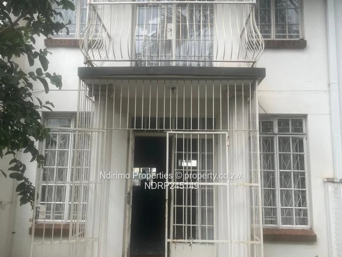Secure 2-Bed Harare CBD Flat with Balcony, Garden & Modern Kitchen