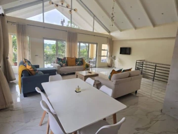 3 Bedroom Garden Flat