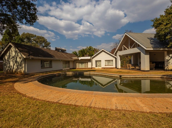 5 Bedroom House