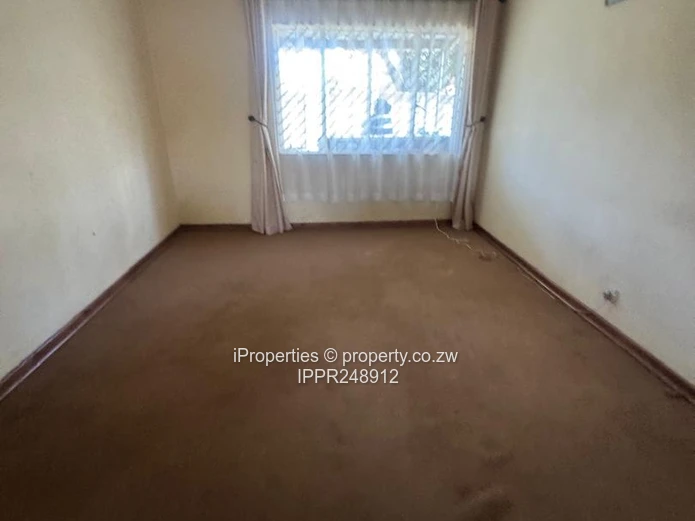 Golden Oldie Modern 5-Bedroom Home – Marlborough