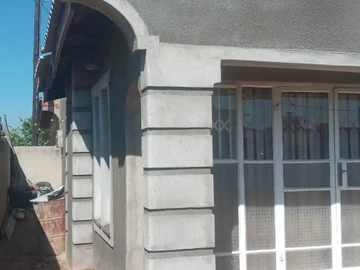 Glenwood House for sale (Harare)