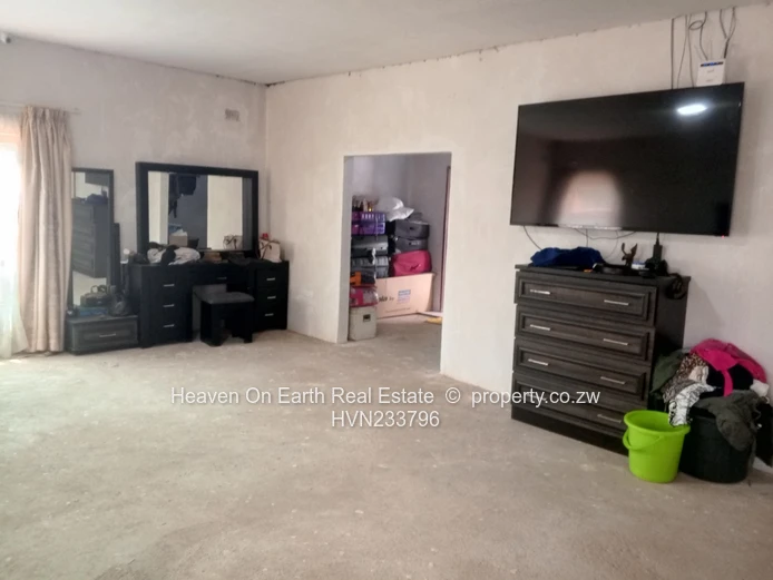 Ridgeview West house for sale !  (Sole Mandate)