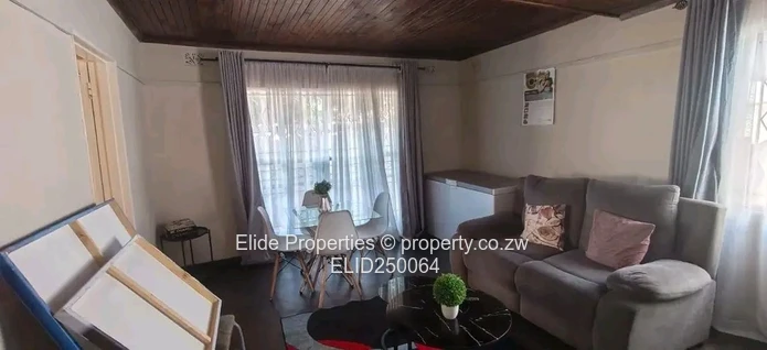 Well-kept 3-Bed Kuwadzana Home - Verandah & Walled