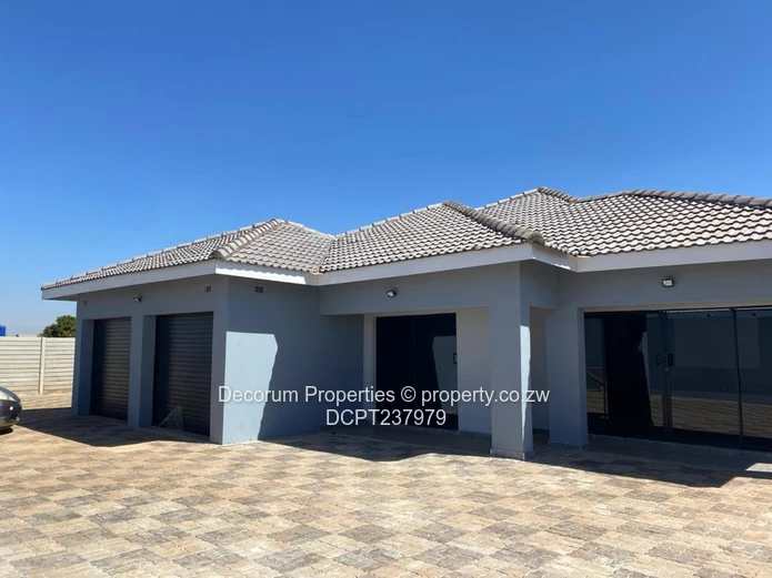 Spacious home in Mt Pleasant Heights 