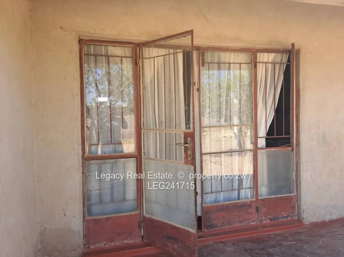 Budget-Friendly 5 Bed House for Rent