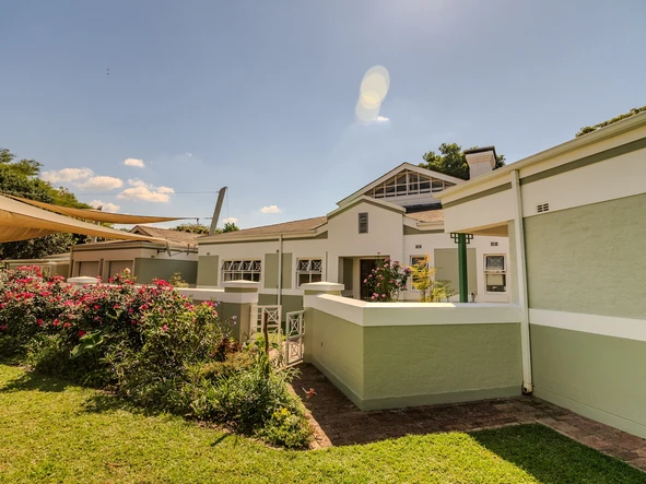 5 Bedroom House
